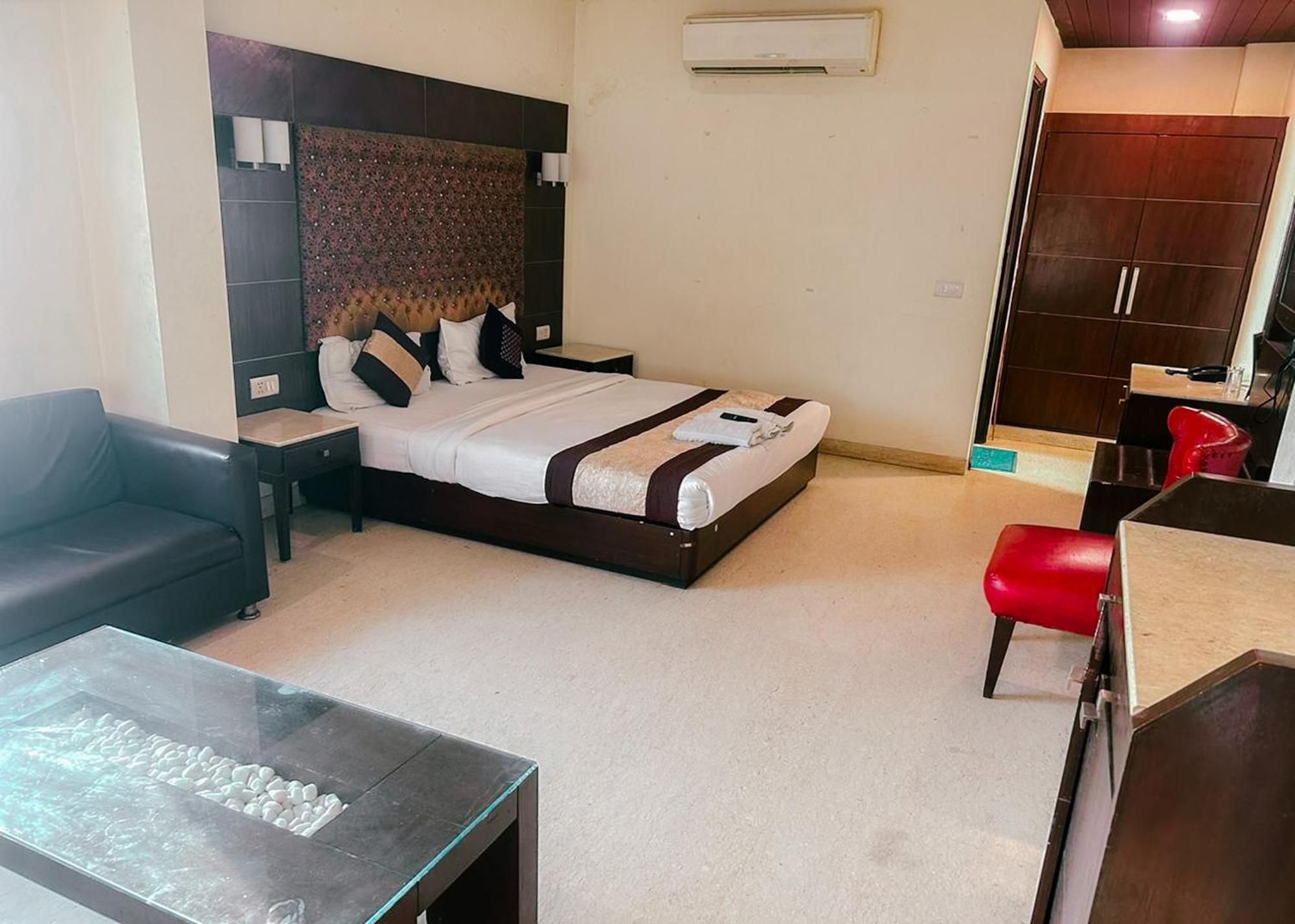 The Metropolis Guest House Near Rk Ashram Metro Station Nueva Delhi Exterior foto