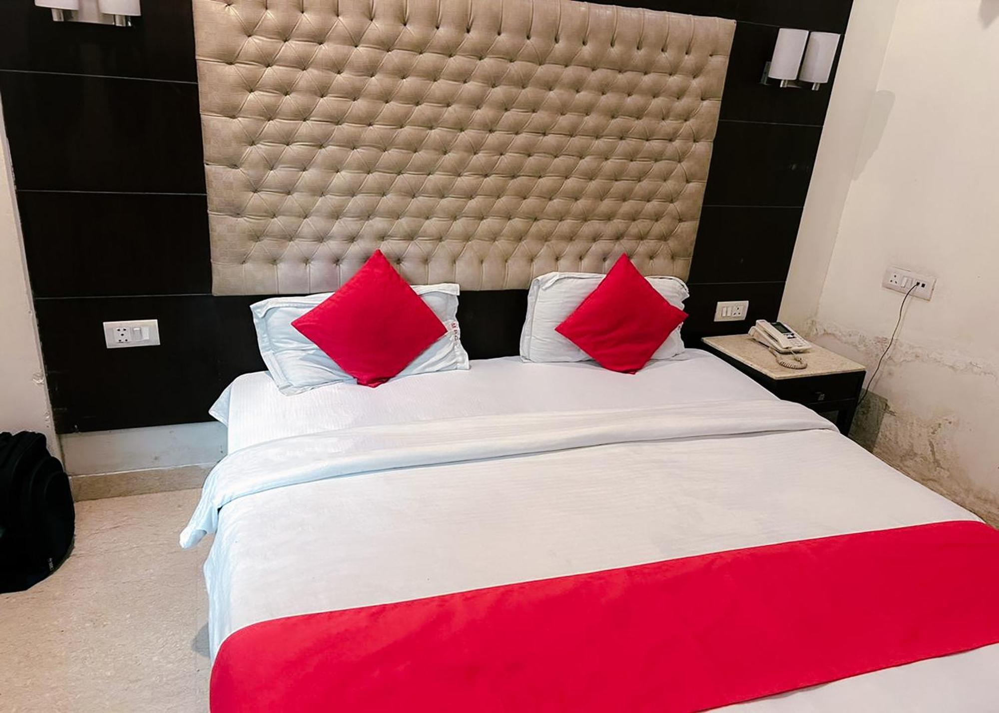 The Metropolis Guest House Near Rk Ashram Metro Station Nueva Delhi Exterior foto