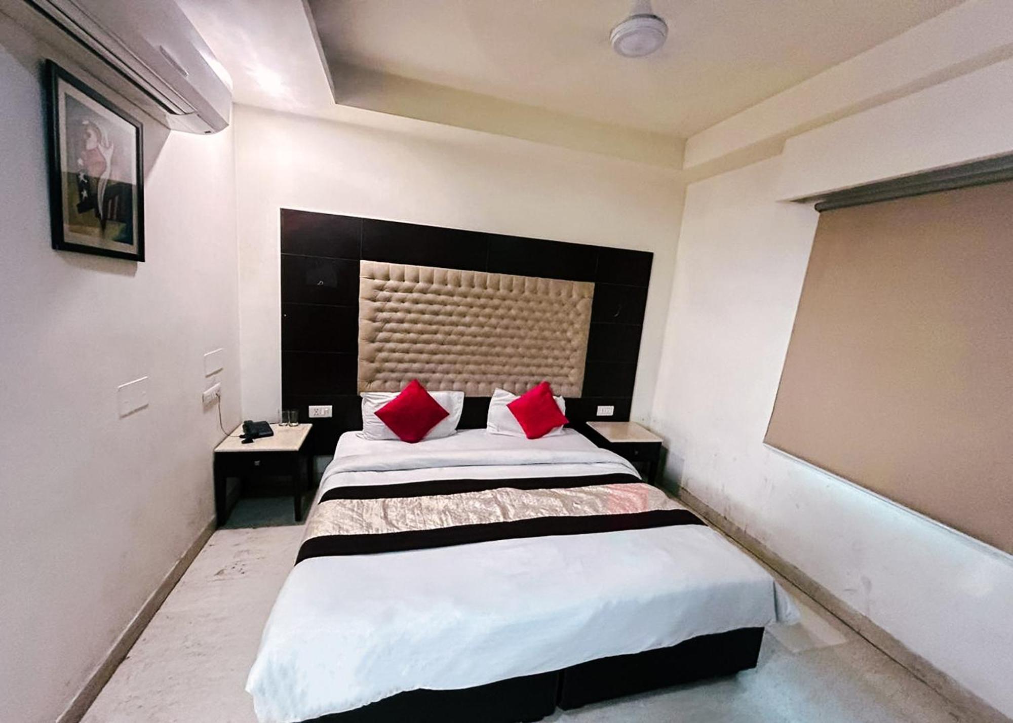 The Metropolis Guest House Near Rk Ashram Metro Station Nueva Delhi Exterior foto